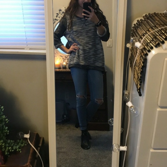 H&M Black & White Sweater - Picture 2 of 3